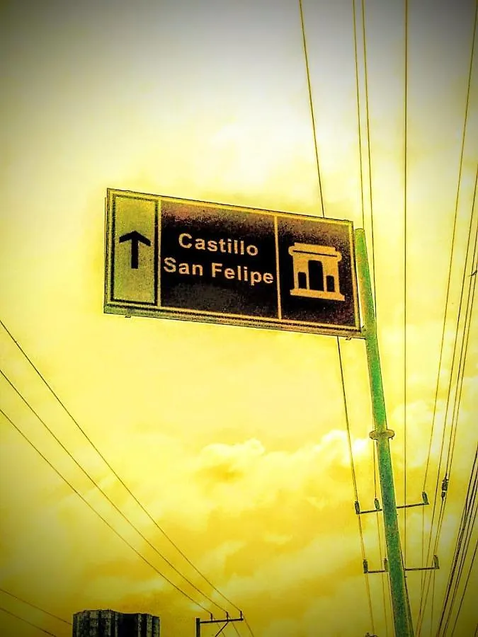 ゲストハウス Makako Chillout Hostel Cartagena コロンビア